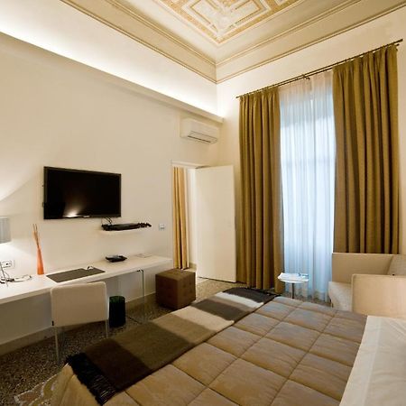 Town House Cavour Bed and Breakfast Reggio di Calabria Rum bild