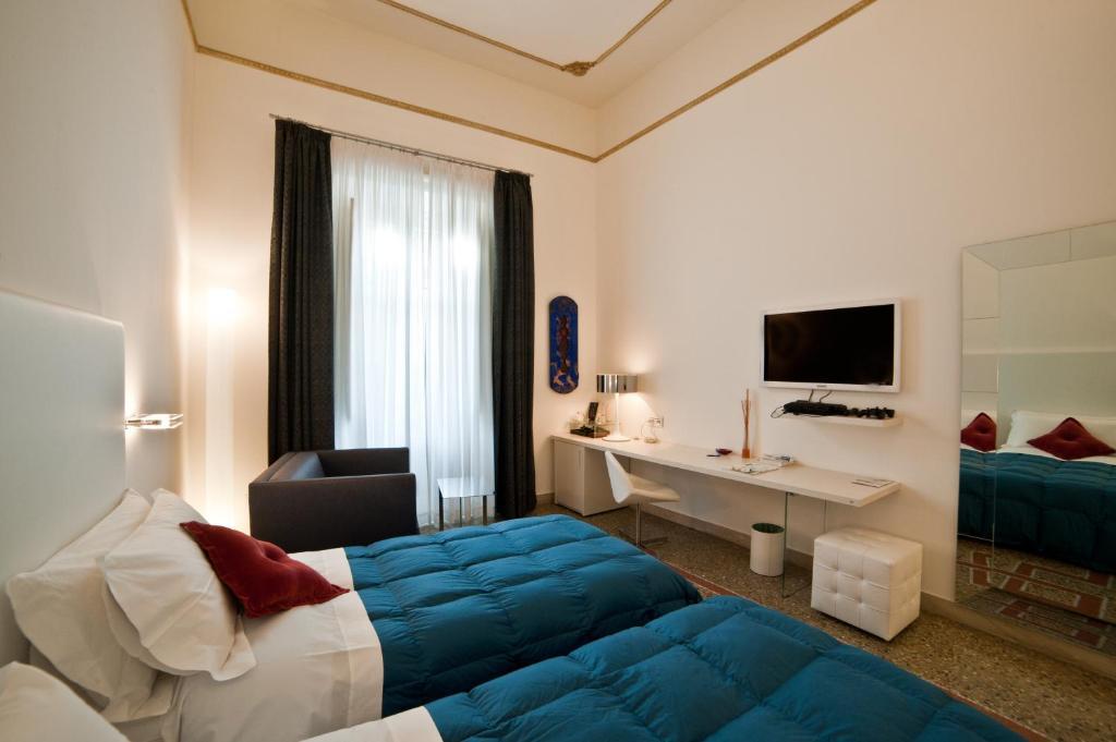 Town House Cavour Bed and Breakfast Reggio di Calabria Rum bild