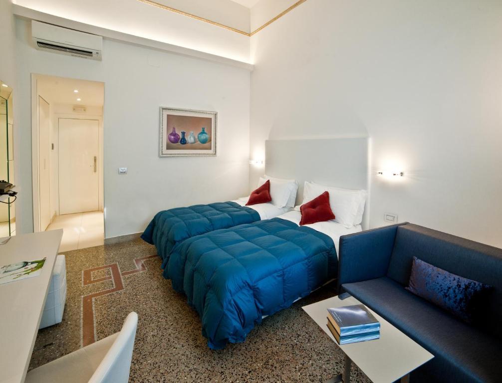 Town House Cavour Bed and Breakfast Reggio di Calabria Rum bild