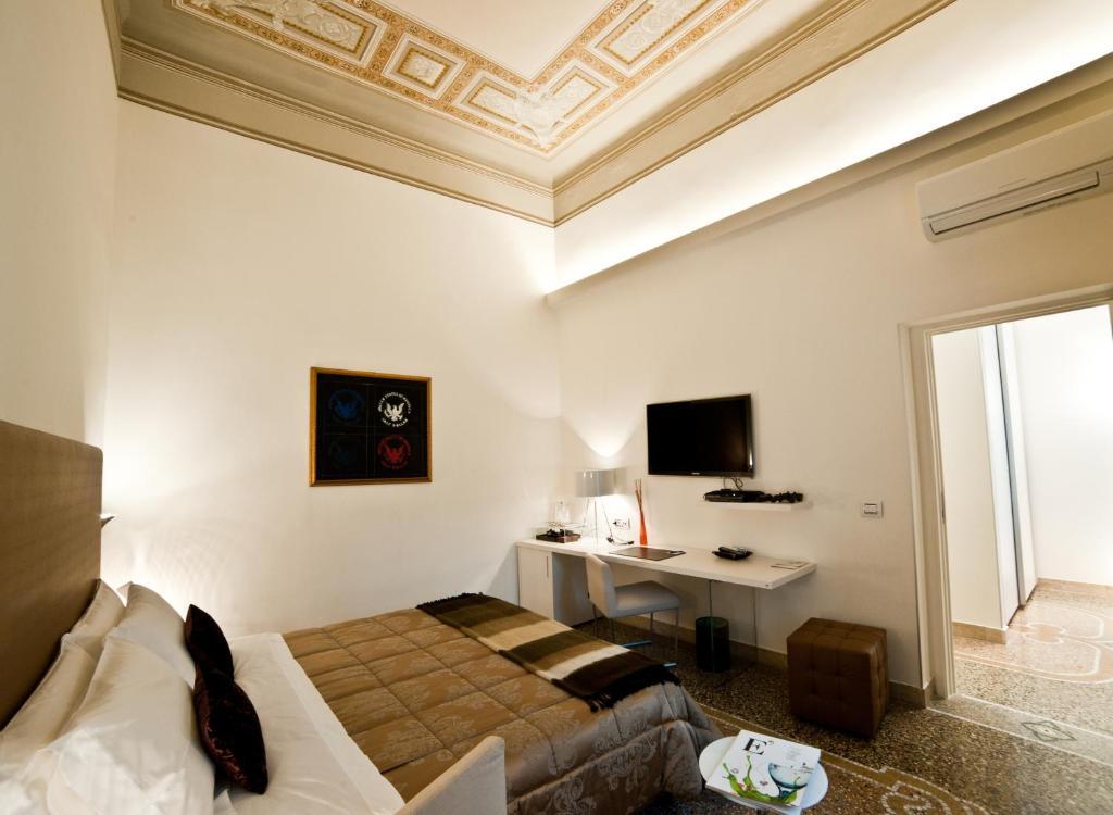 Town House Cavour Bed and Breakfast Reggio di Calabria Rum bild
